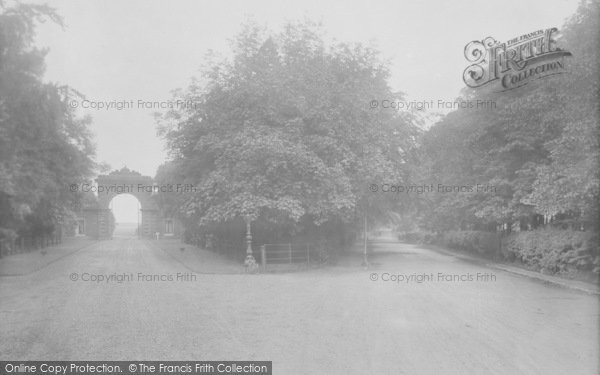 Photo of Lytham, Hall Park, Entrance 1923