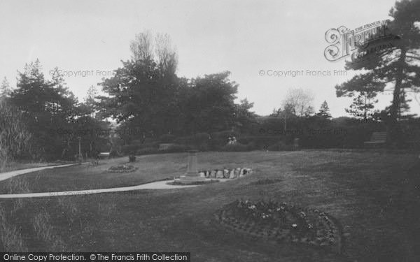 Photo of Lytham, Lowther Gardens 1923