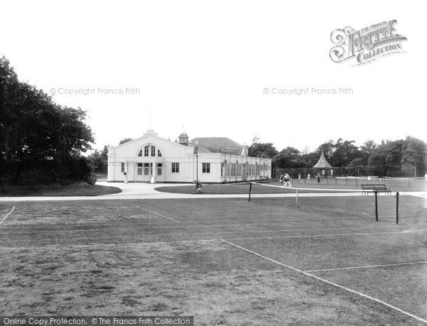 Photo of Lytham, Lowther Gardens 1929