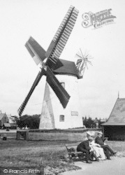 The Windmill 1907, Lytham