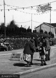 Giving Pocket Money c.1950, Mablethorpe