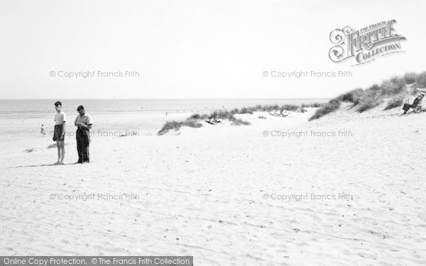 Photo of Mablethorpe, North End, The Beach c.1950