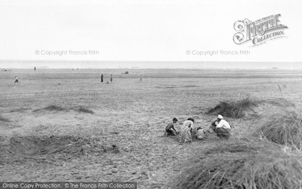 Photo of Mablethorpe, The Beach, North End c.1950