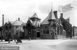 The Free Library 1903, Macclesfield