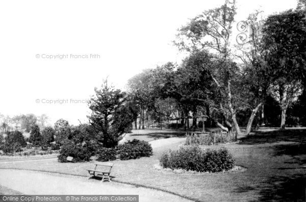 Photo of Macclesfield, Victoria Park 1897