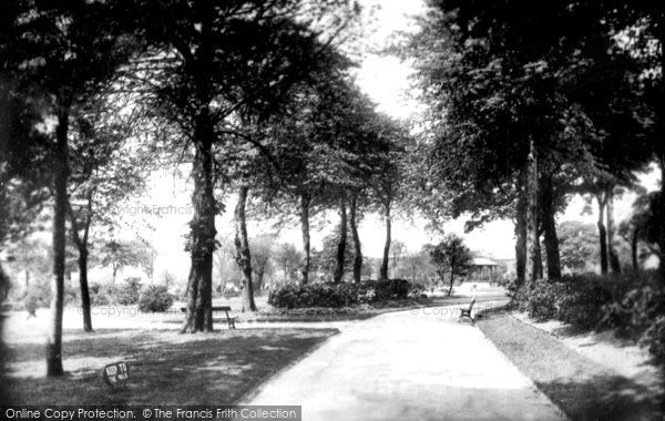 Photo of Macclesfield, Victoria Park 1903
