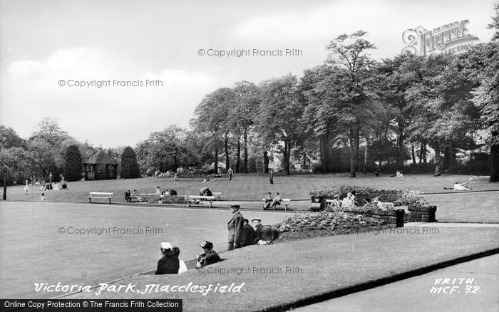Photo of Macclesfield, Victoria Park c.1955