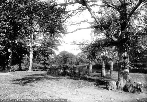 Photo of Macclesfield, West Park 1897