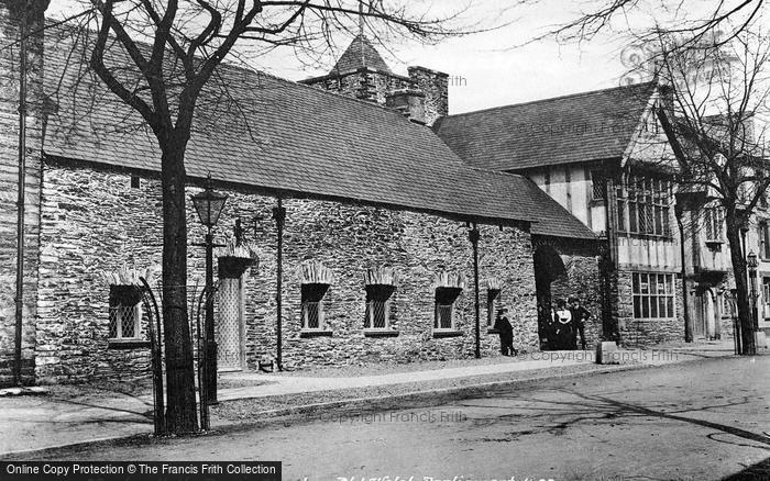 Photo of Machynlleth, Gwain Glyndwr, 'old Welsh Parliament 1402' 1901