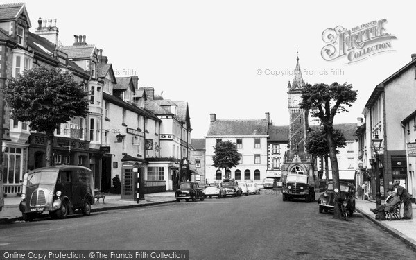 Photo of Machynlleth, Maengwyn Street c.1955