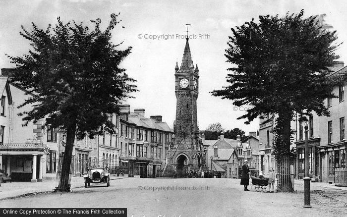 Photo of Machynlleth, Pentrerhedyn Street c.1915