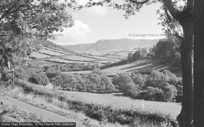 Photo of Machynlleth, Rhos Y Garreg Rocks 1955