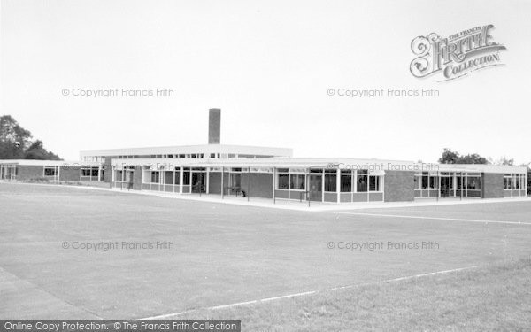 Photo of Madeley, Woodside Infants School c.1960
