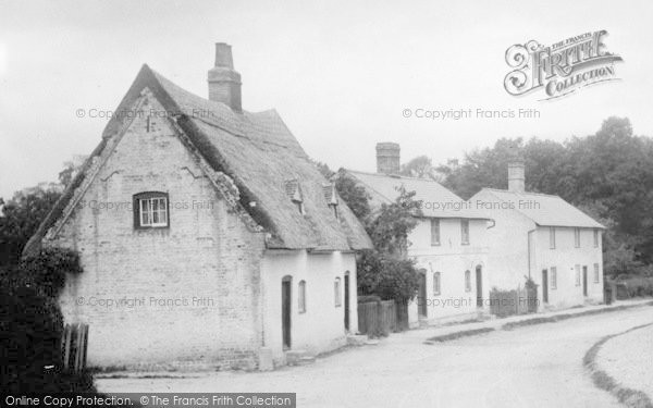 Photo of Madingley, Village Houses 1909