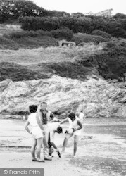 Friends On The Beach 1960, Maenporth