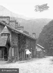 Village 1903, Maentwrog