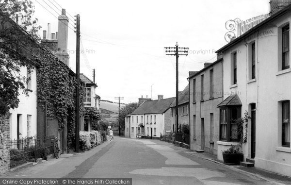 Photo of Maiden Newton, Dorchester Road c.1960