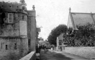 Whitehall 1906, Maiden Newton