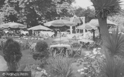 Bungalow Tea Gardens c.1950, Maidencombe