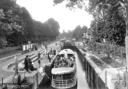Boulter's Lock 1925, Maidenhead