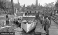 Maidenhead, Boulter's Lock 1956