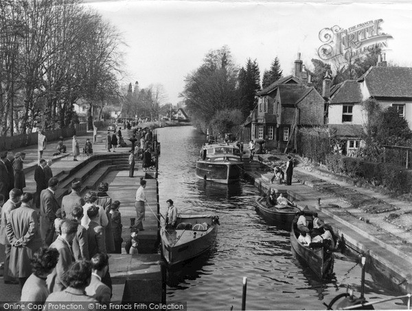 Photo of Maidenhead, Boulter's Lock c.1955