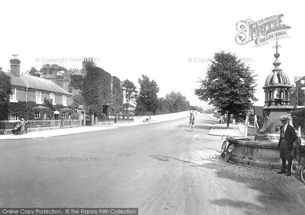 Photo of Maidenhead, Bridge Street 1925