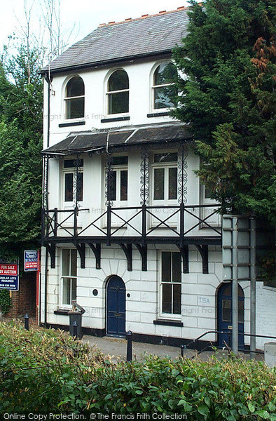 Photo of Maidenhead, Ice House 2004