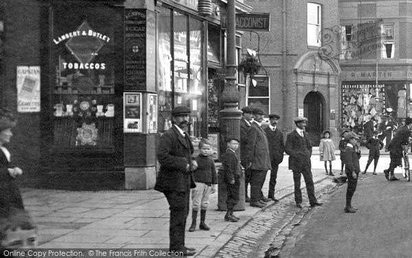 Photo of Maidenhead, People In The High Street 1911