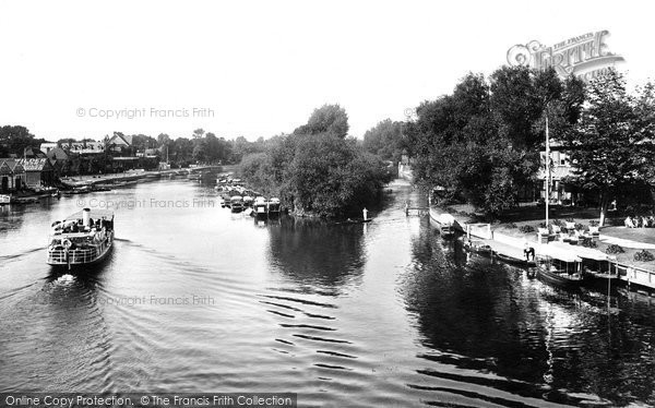 Photo of Maidenhead, The River Thames Showing Skindle's Lawn 1921