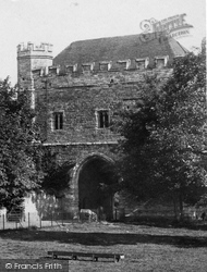 College Gate 1898, Maidstone