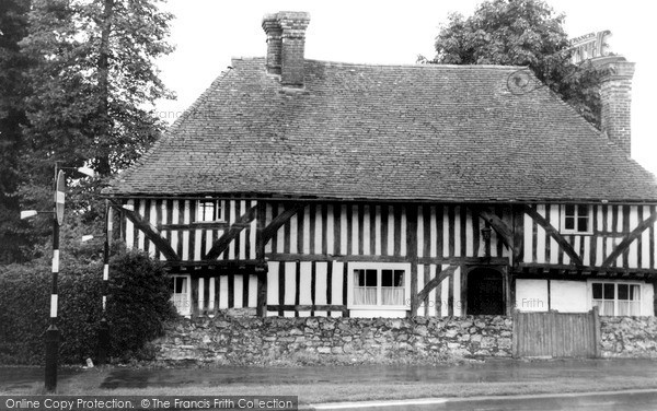Photo of Maidstone, Old House, Chatham Road c.1965