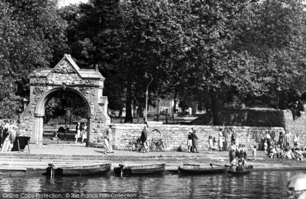 Photo of Maidstone, River Medway, Palace Gardens Gateway c.1955