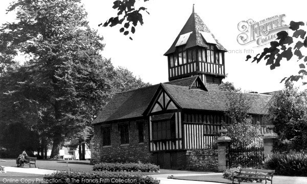 Photo of Maidstone, The Museum, Chillington Manor c.1965