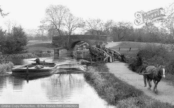 Photo of Maldon, A Barge At Beeleigh 1906