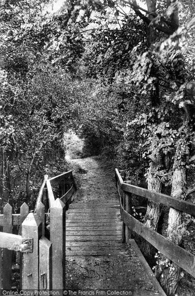 Photo of Maldon, Footbridge Near Beeleigh 1908