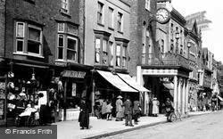 Window Shopping 1921, Maldon