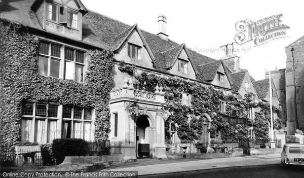 Photo of Malmesbury, Old Bell Hotel c.1960