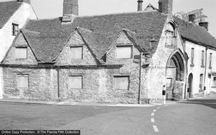 Photo of Malmesbury, St John's Almshouses 1959