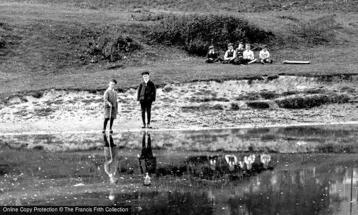Photo of Malvern Link, Children On The Common 1907