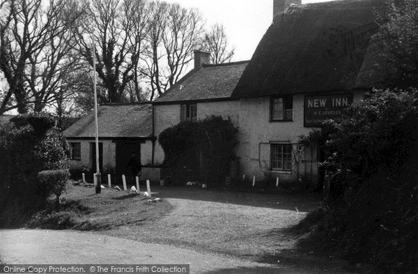 Photo of Manaccan, The New Inn c.1955