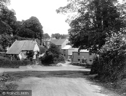 Village 1930, Manaccan