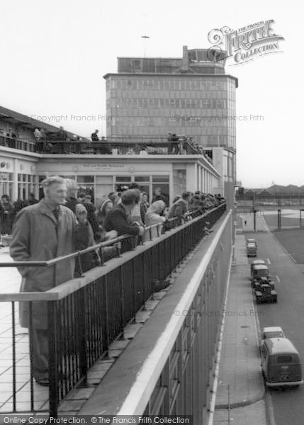 Photo of Manchester, Airport Viewing Gallery c.1965