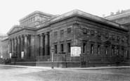 Manchester, Art Gallery c1885