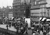 Duke Of Wellington Monument, Piccadilly 1895, Manchester
