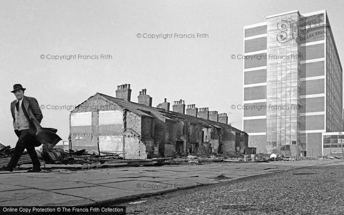 Photo of Manchester, John Dalton Building 1964