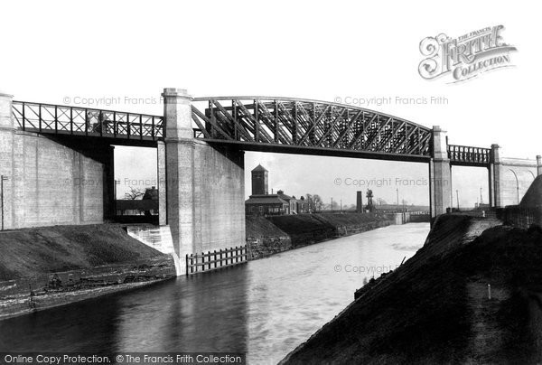 Photo of Manchester Ship Canal, Latchford Bridge 1894