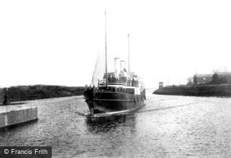Manchester Ship Canal, Latchford, the Fairy Queen 1894