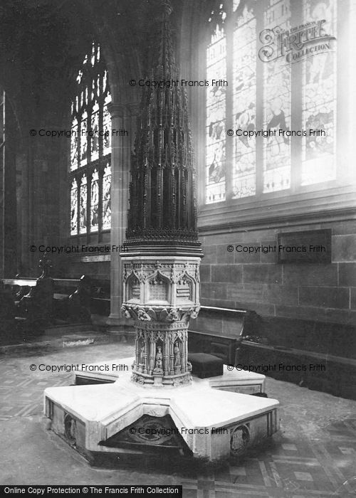 Photo of Manchester, The Cathedral, Font 1889