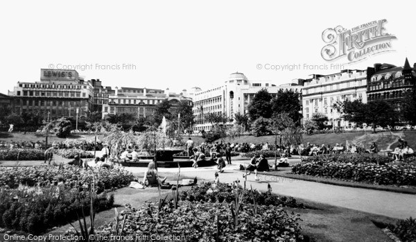Photo of Manchester, The Public Gardens, Piccadilly c.1965